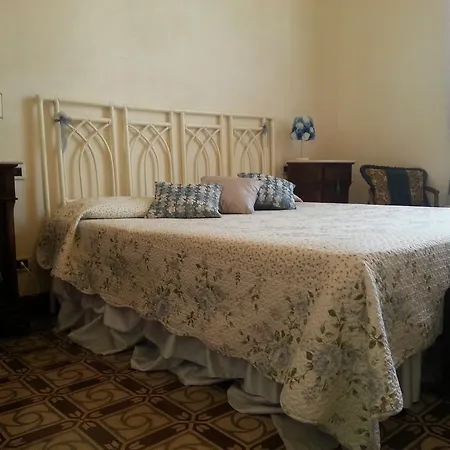 Casa Simonetti Couette-café 3*